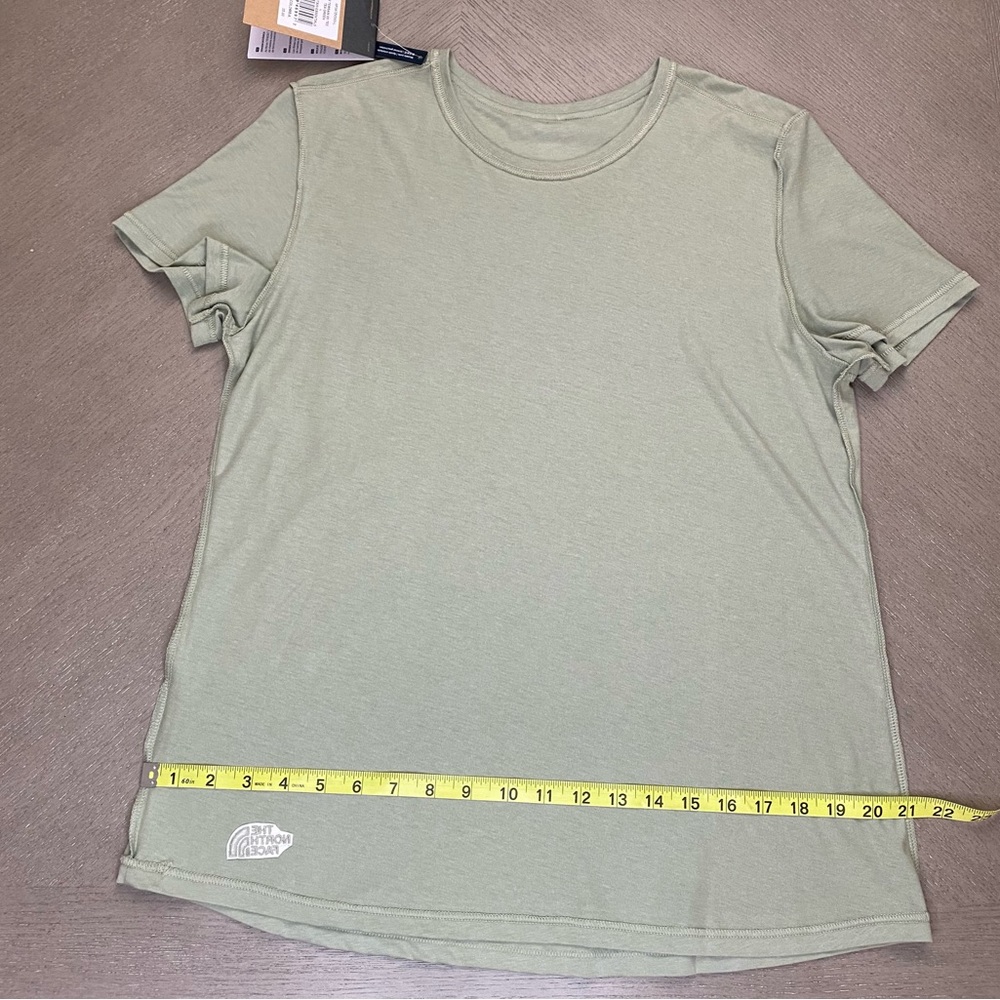NWT The North Face Women’s Tea Green W Terrain SS Large Short Sleeve Tee - Picture 6 of 16